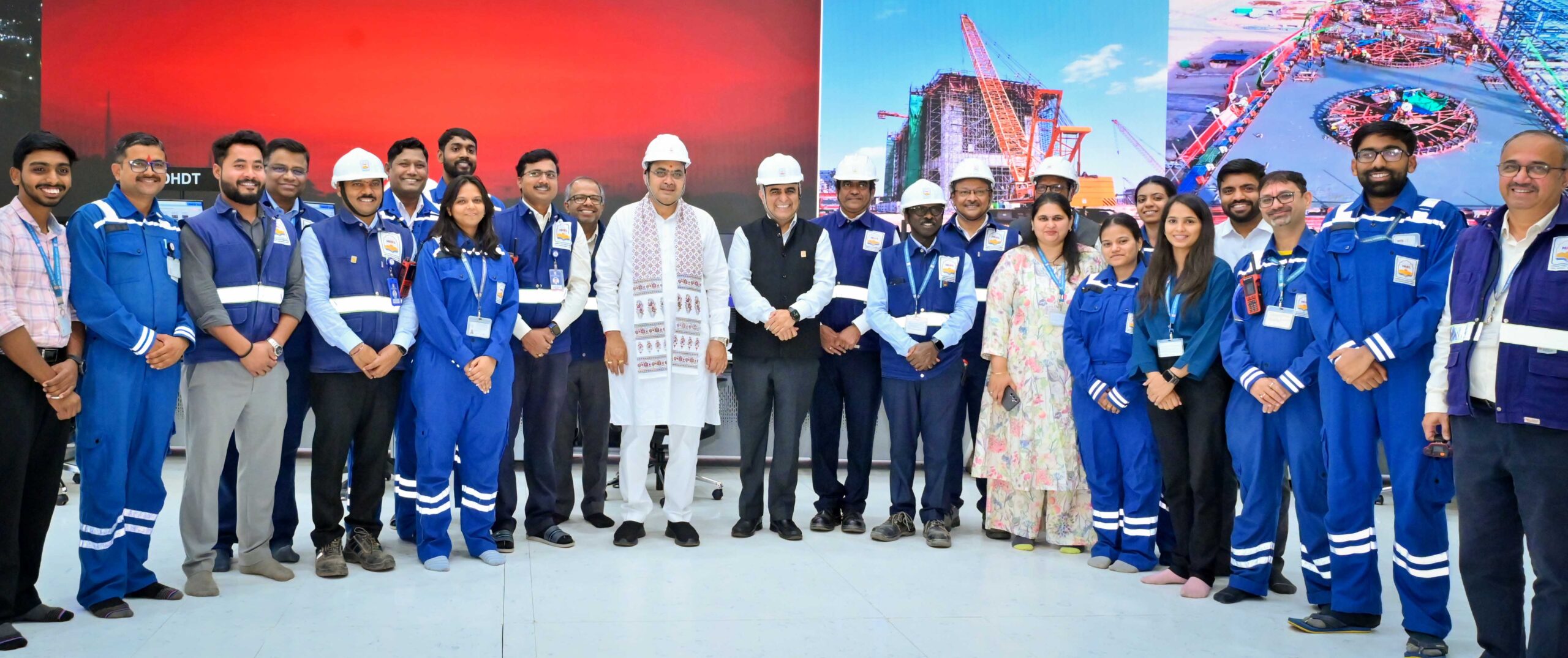 मुख्यमंत्री ने पचपदरा रिफाइनरी का किया निरीक्षण, प्रधानमंत्री की प्रस्तावित यात्रा की तैयारियों को लेकर व्यवस्थाओं का लिया जायजा