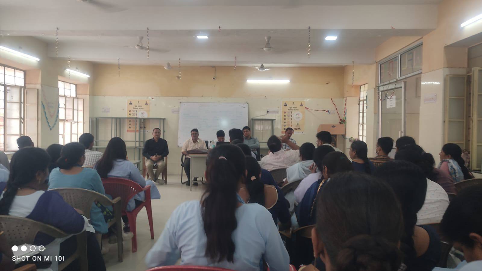 चिकित्सा संस्थानों में मनाया गया विश्व मलेरिया दिवस, ओपीडी में आने वाले मरीजों को किया जागरूक