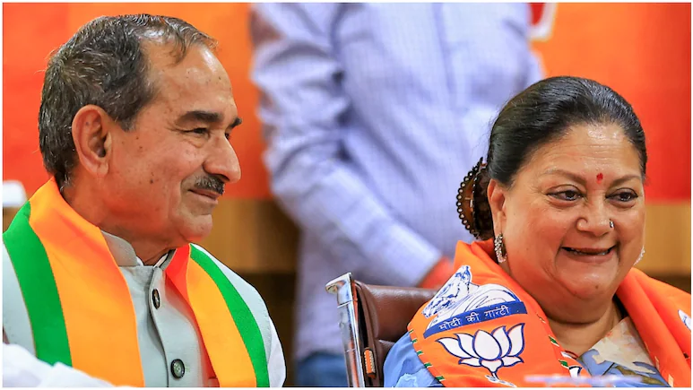 राठौड़ ने बीकानेर दौरे पर न केवल विपक्ष पर निशाना साधा, बल्कि पार्टी की दिग्गज नेता राजे और पंजाब के राज्यपाल कटारिया को लेकर भी दिए बड़े बयान