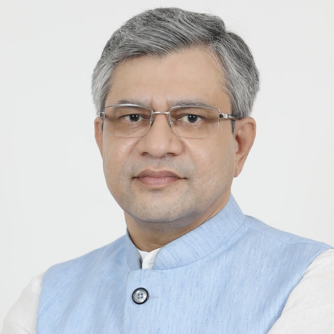 रेलवे मंत्री अश्विनी वैष्णव शुक्रवार को पाली जिले के दौरे पर