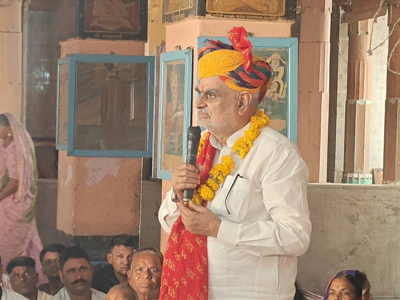 PALI NEWS; प्रभारी मंत्री झाबर सिंह खर्रा ने की चंडावल में थानेश्वर महादेव मंदिर में  विशेष पूजा अर्चना